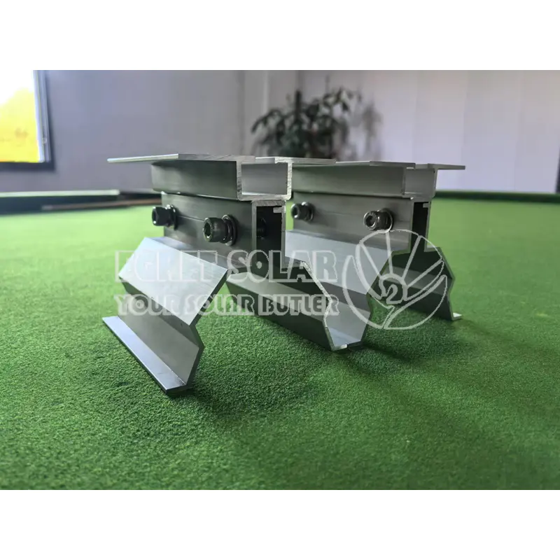 Kẹp mái mặt trời với đường ray